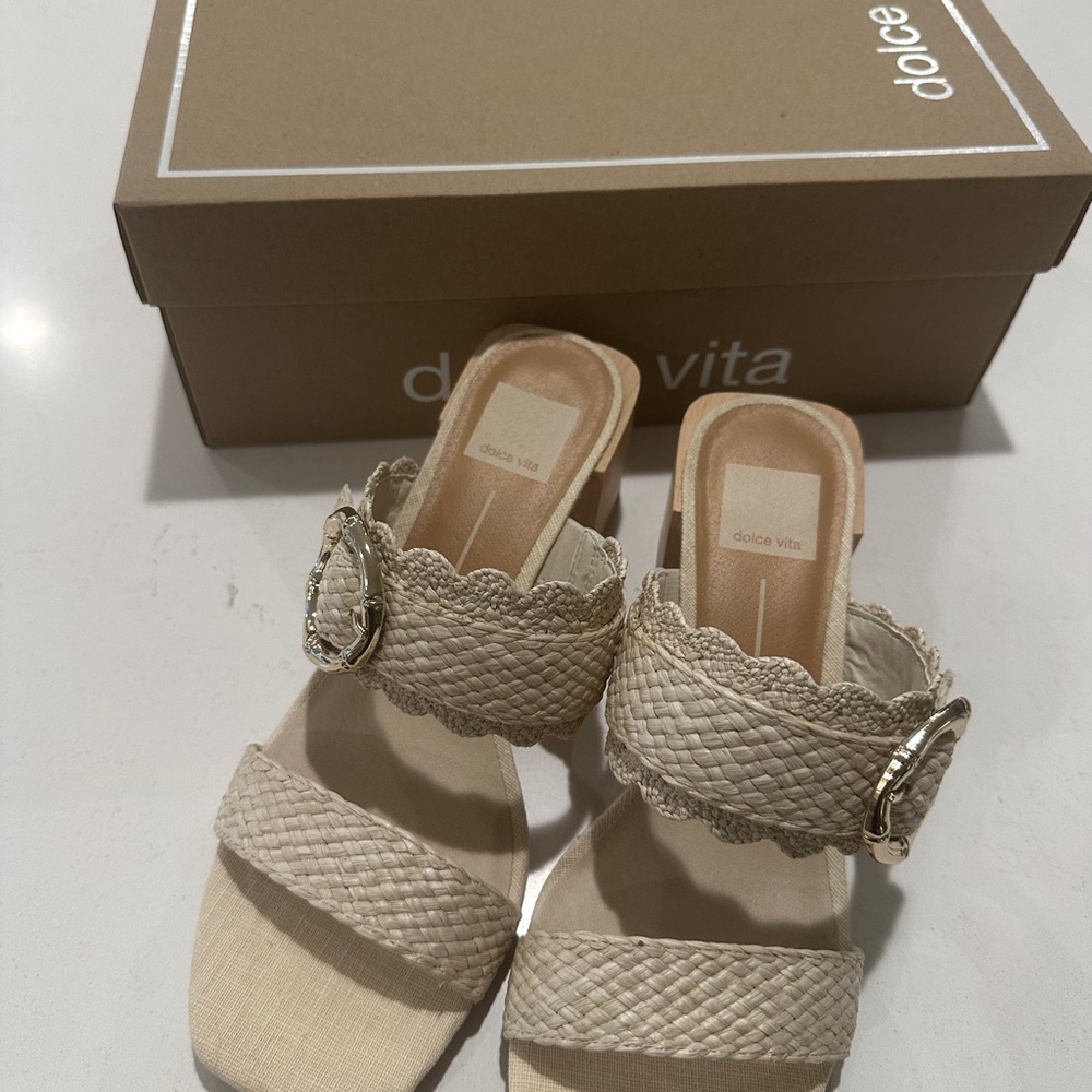 Dolce Vita Cream Zooey Raffia